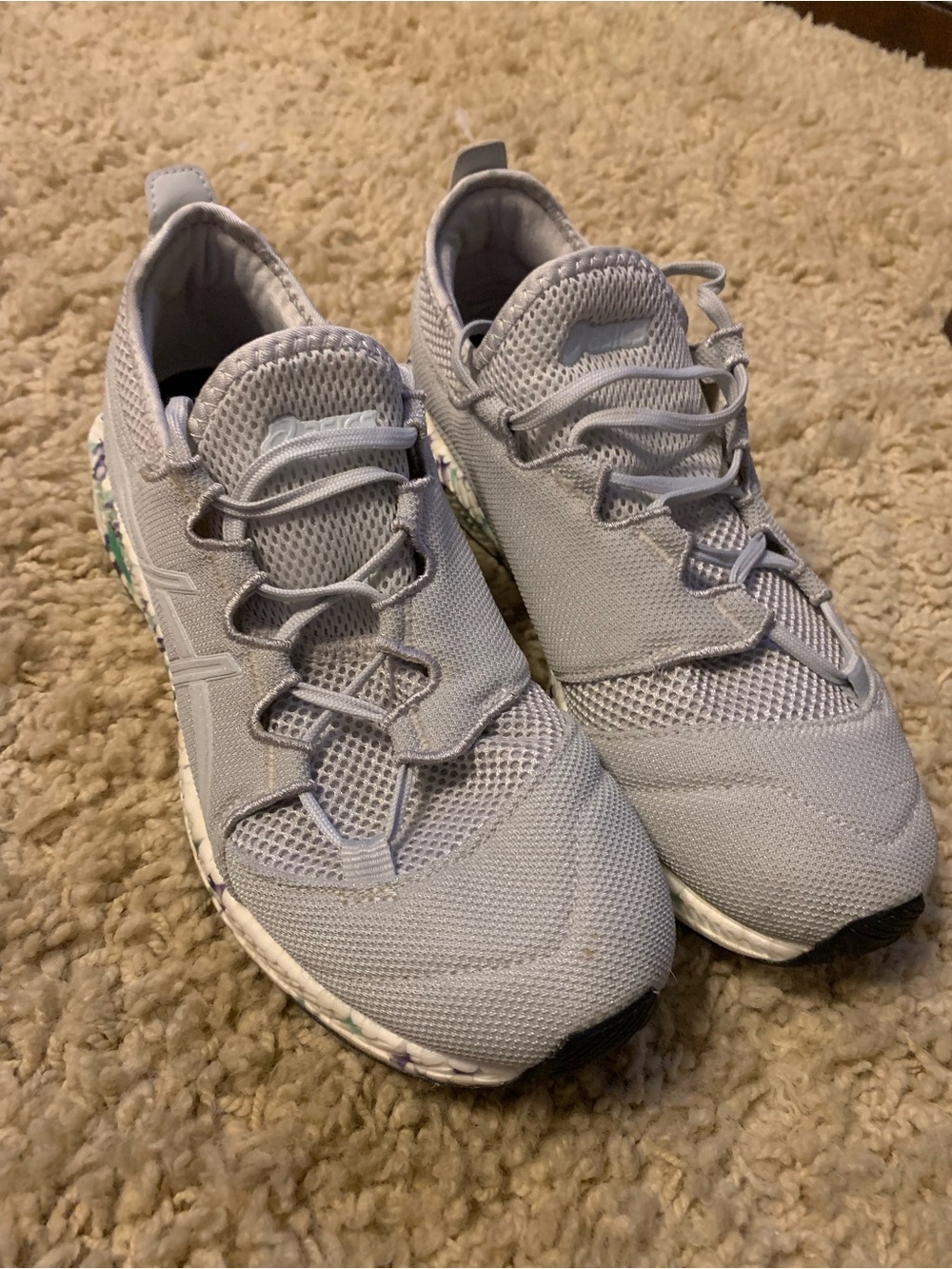 Asics Light Gray Mesh Running Shoes with Speckled Midsole